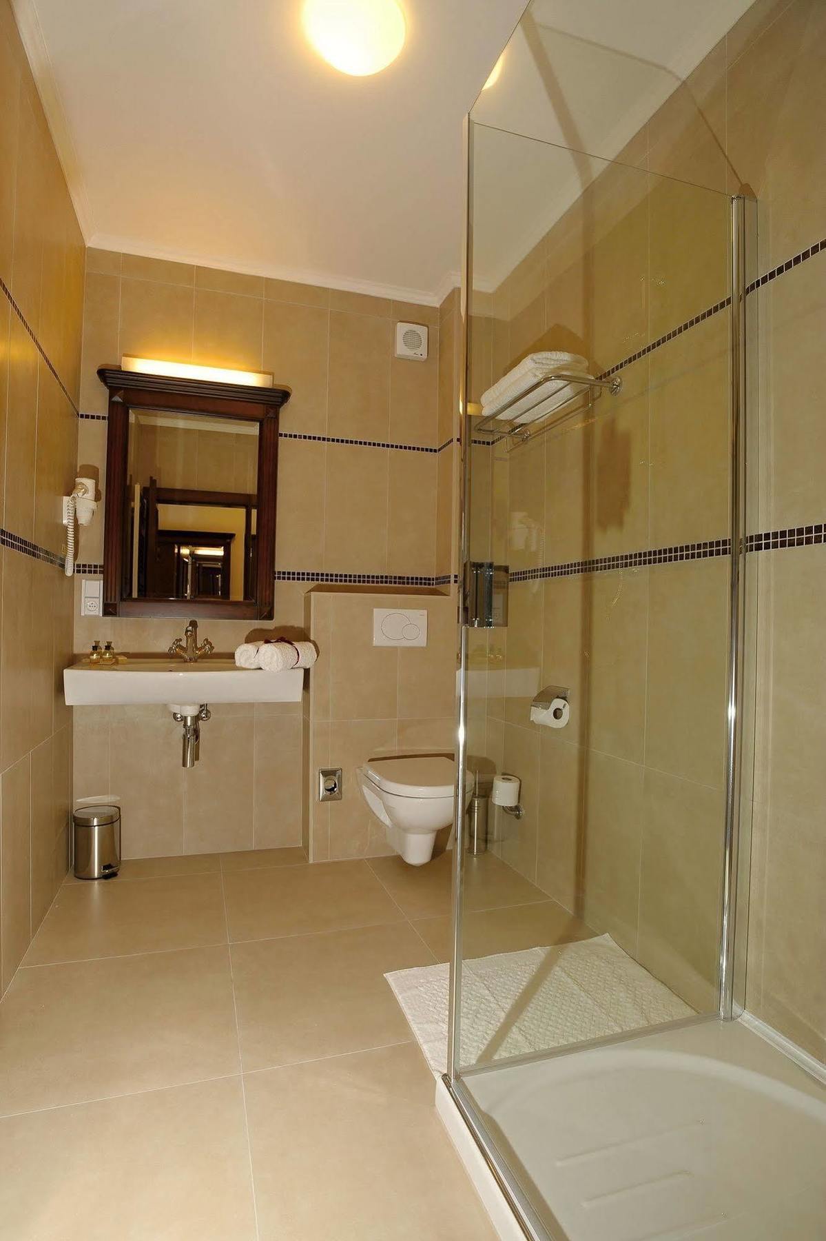 Hotel U Krále Jičín Esterno foto